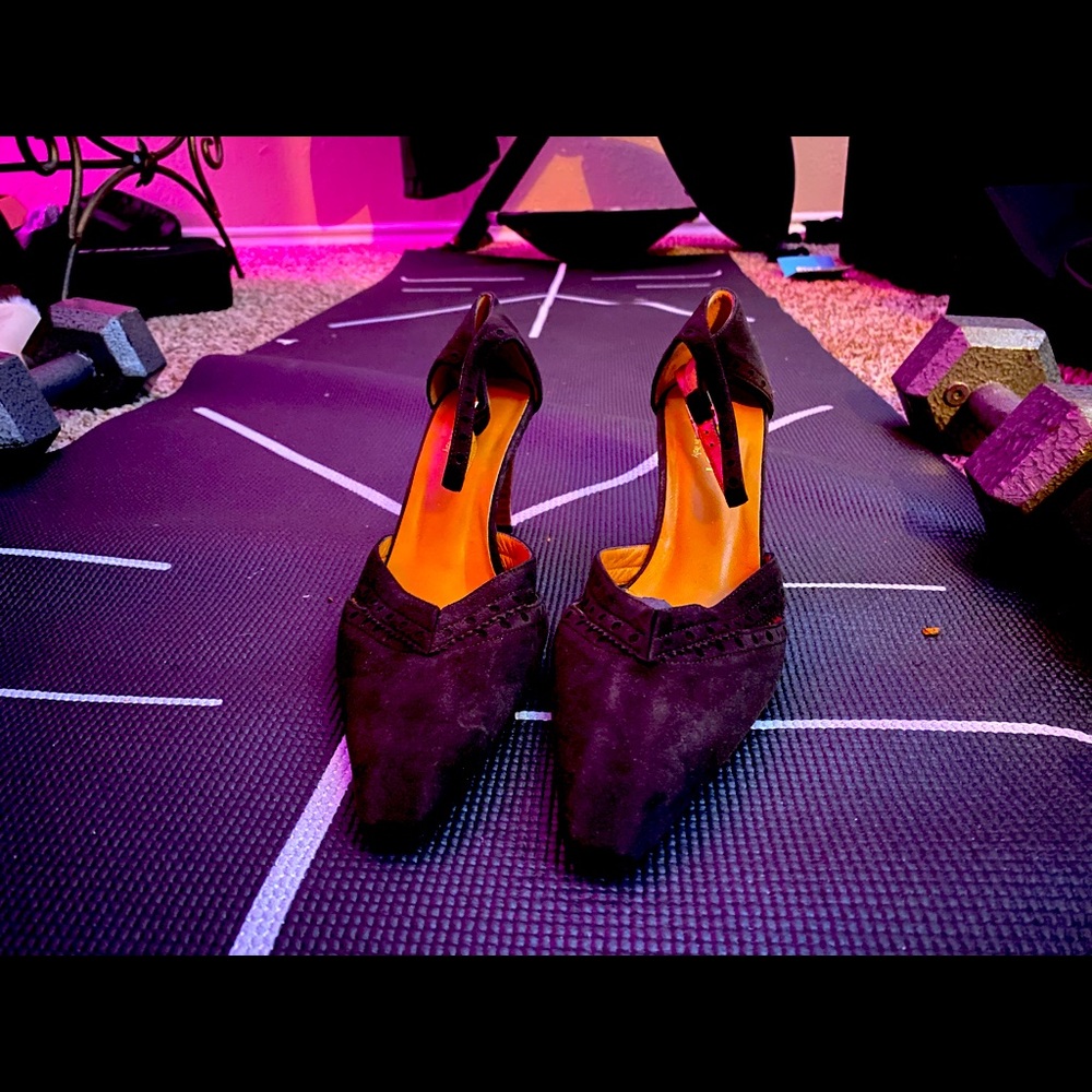 Gucci open shoes
